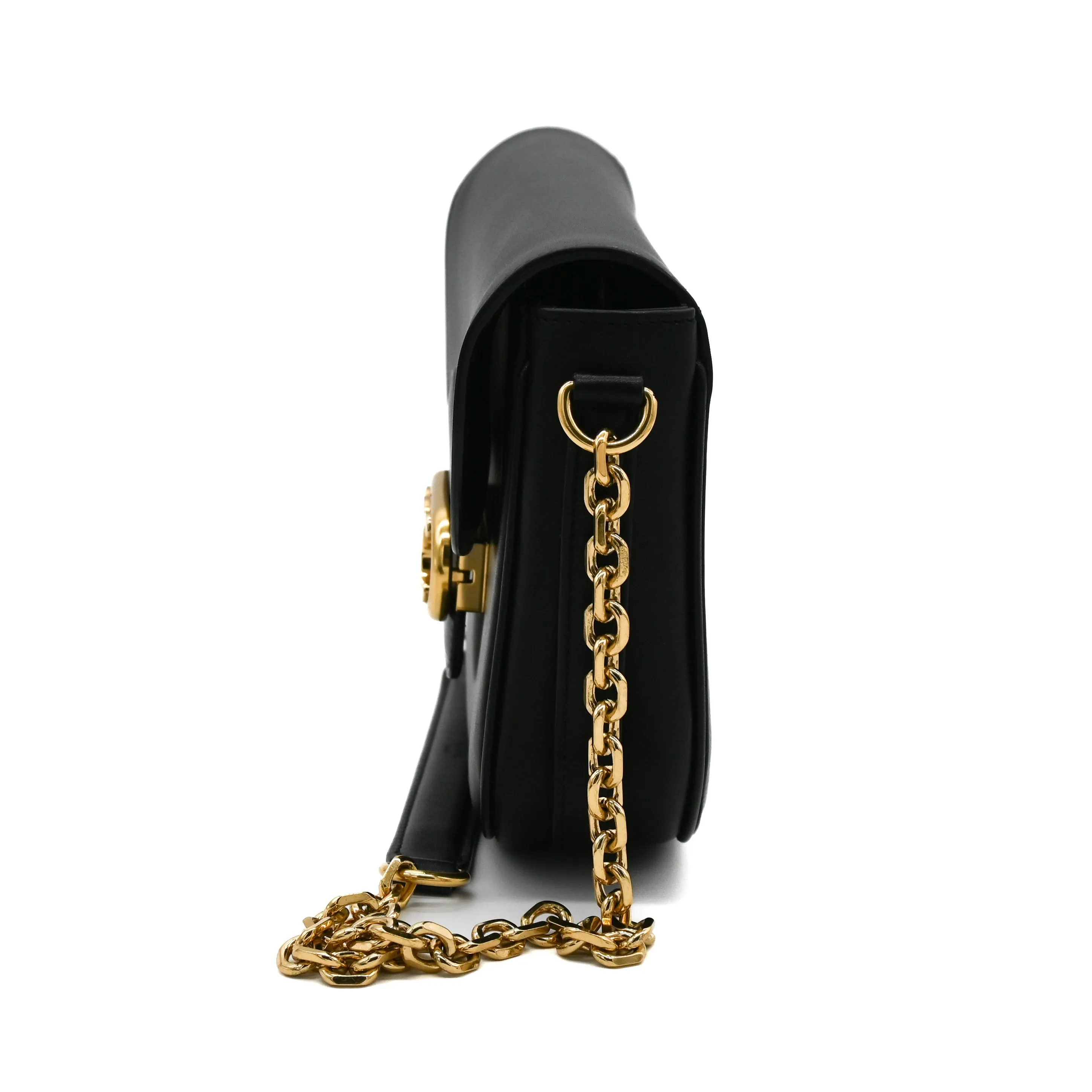 Celine Medium Chain Maillon Chain Triomphe Bag in Black Shiny Calfskin