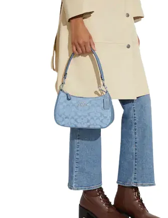 Coach Teri Shoulder Bag In Signature Chambray