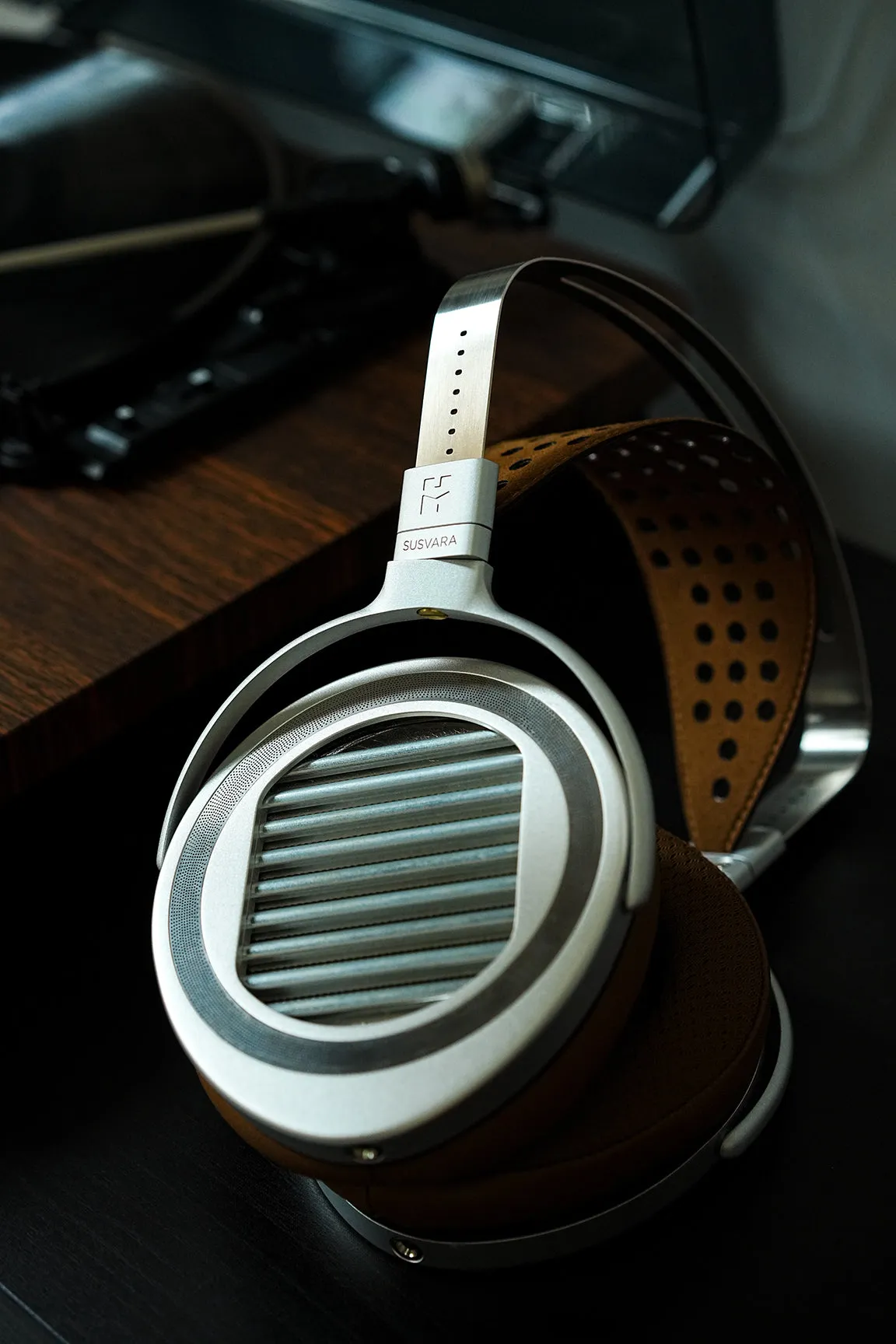 HiFiMAN Susvara Unveiled Planar Magnetic Headphones