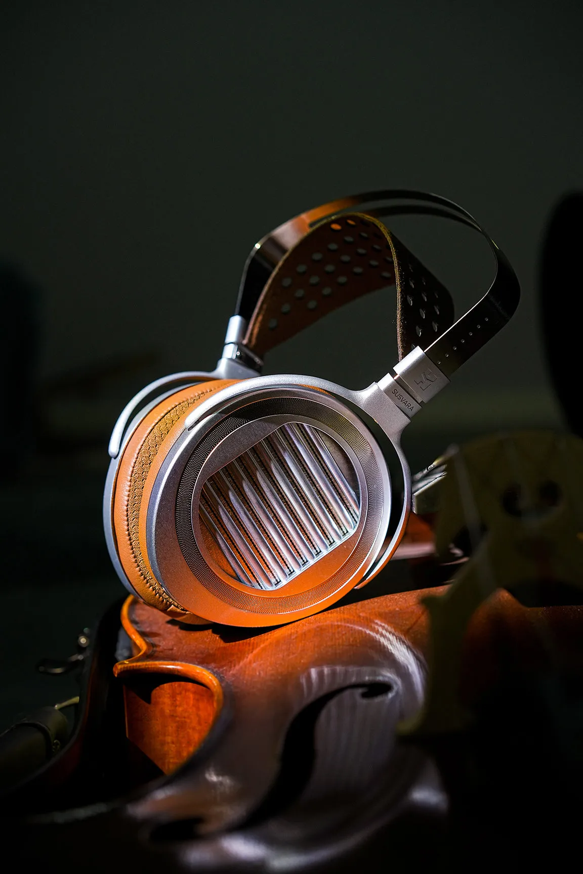 HiFiMAN Susvara Unveiled Planar Magnetic Headphones