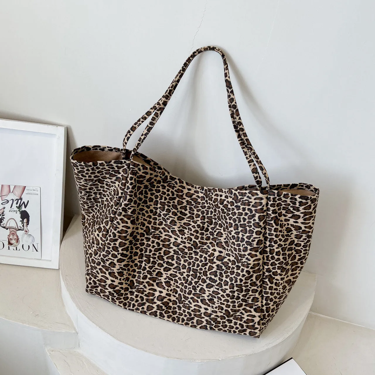 Leopard-print Shoulder Idle Style Leisure Shopping Bag