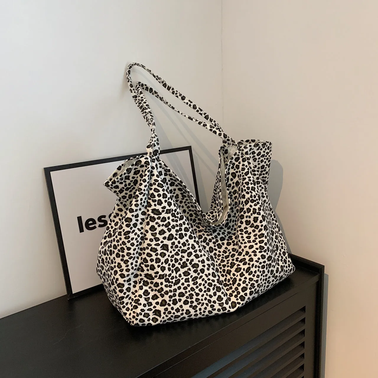 Leopard-print Shoulder Idle Style Leisure Shopping Bag