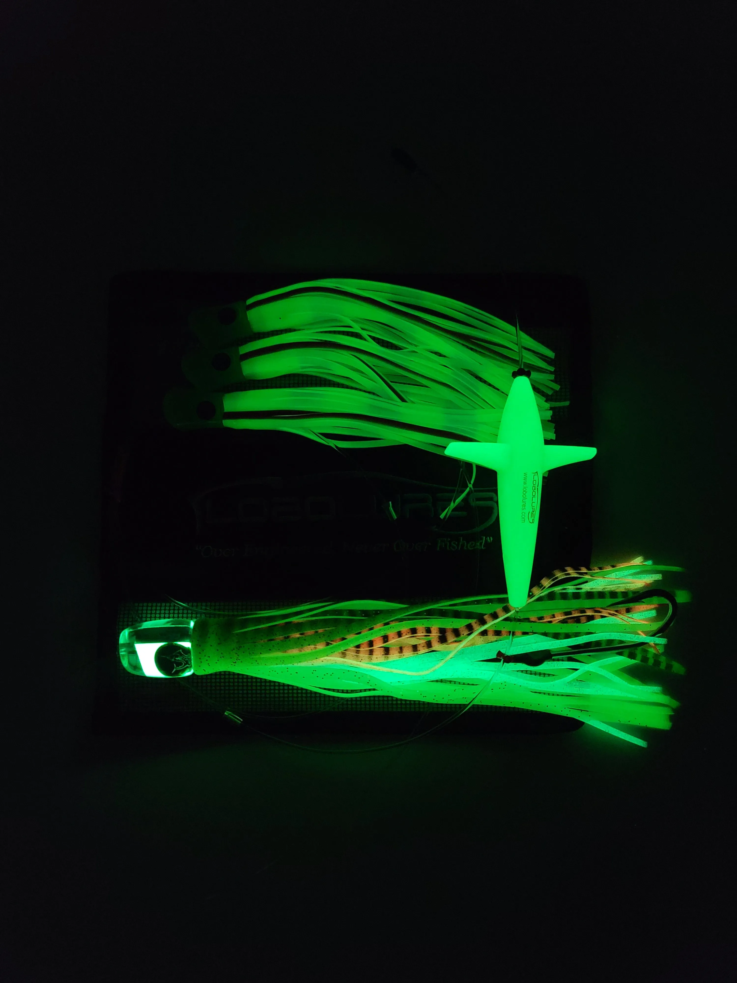 Lobo Lures #200 LUMO GLOW Pelagic Magic Big Game Fishing Daisy Chain