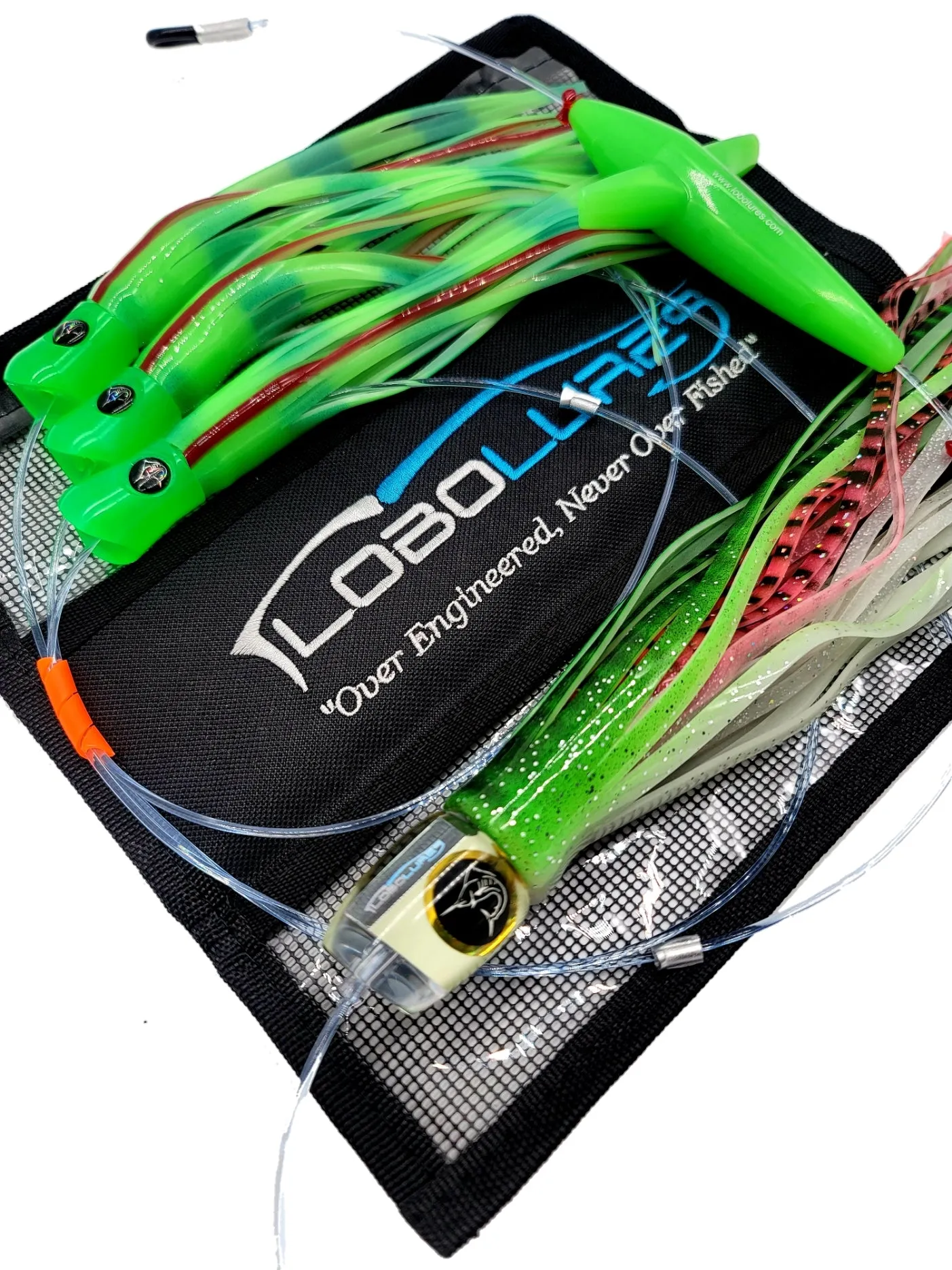 Lobo Lures #200 LUMO GLOW Pelagic Magic Big Game Fishing Daisy Chain