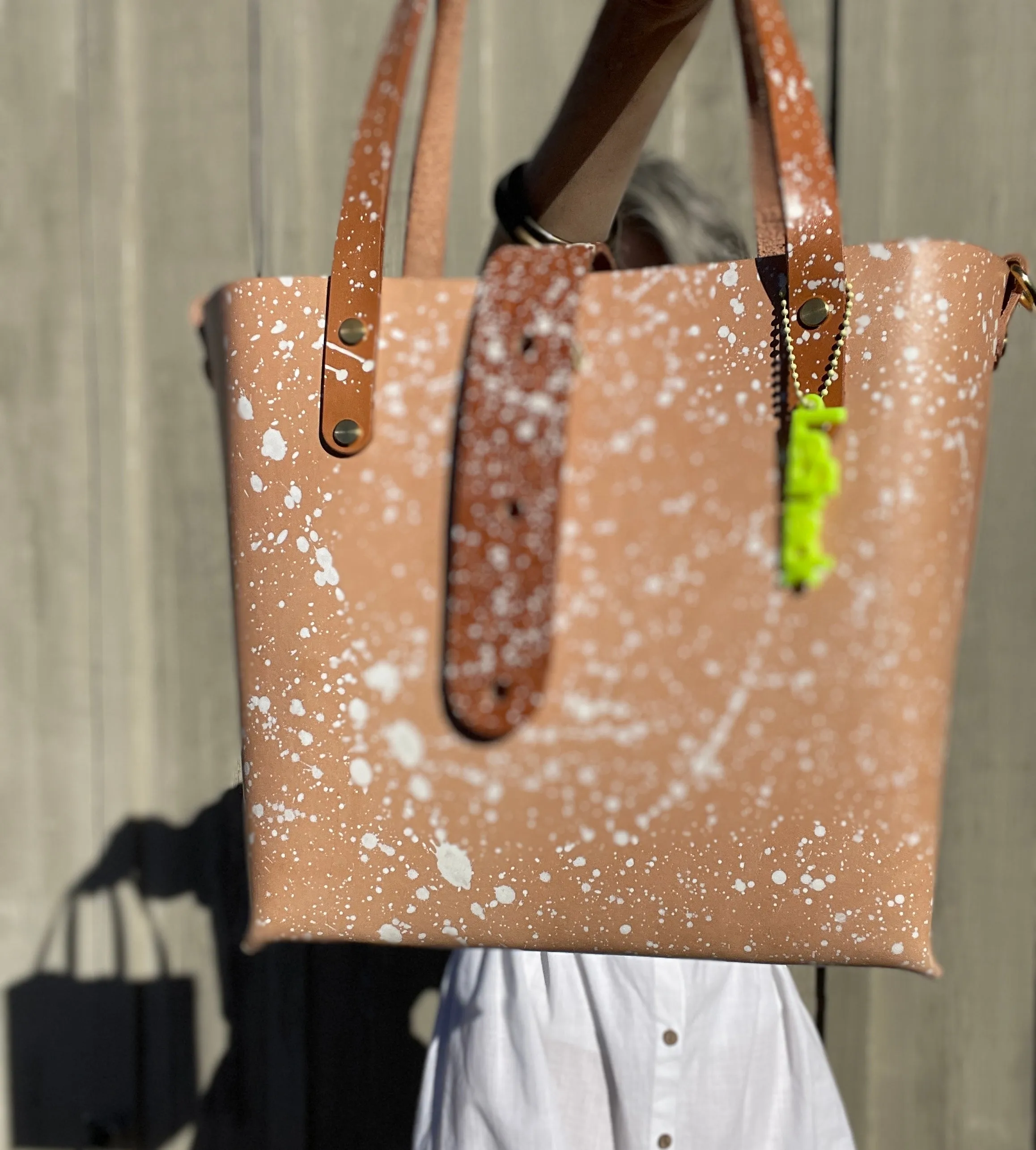 Natural Veg Tan Leather With White Splatter Open Top Crossbody Tote