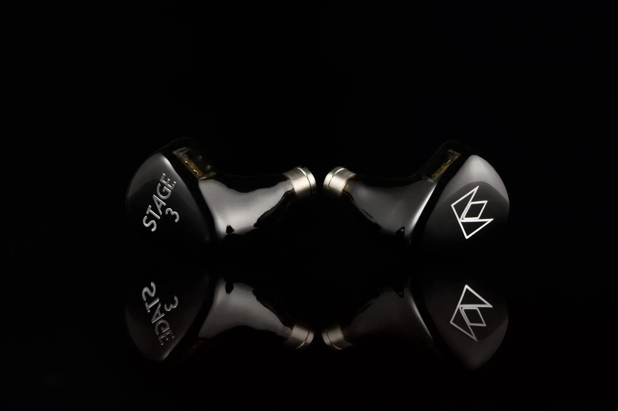 Noble Stage 3 Three-Driver Hybrid Dynamic   BA IEMs (Like New)