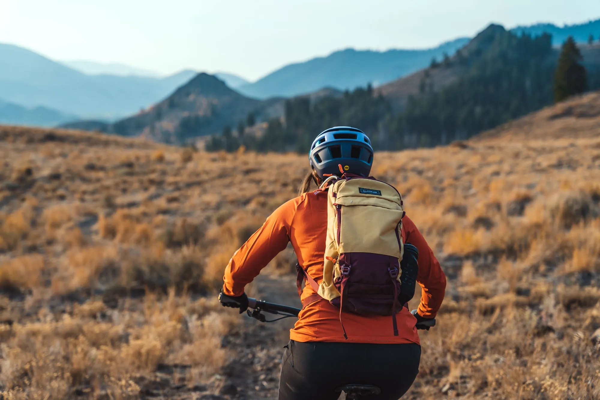 Syncline 12L Bike Hydration Backpack - Women's